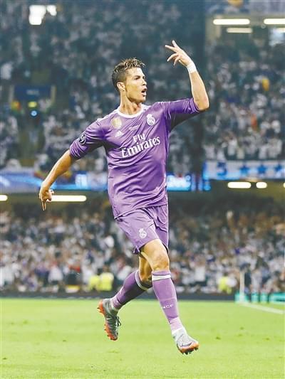 官方：尤文图斯与20岁前锋塞里涅-德梅续约至2028年（官宣：尤文与20岁新星塞里涅-德梅续约至2028年）