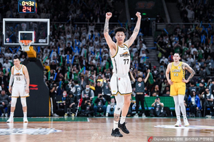 记者：兰克尔-泽在海牛出征杭州前拂袖而去，职业素养低（记者：海牛赴杭前兰克尔-泽突然离队，职业素养遭质疑）